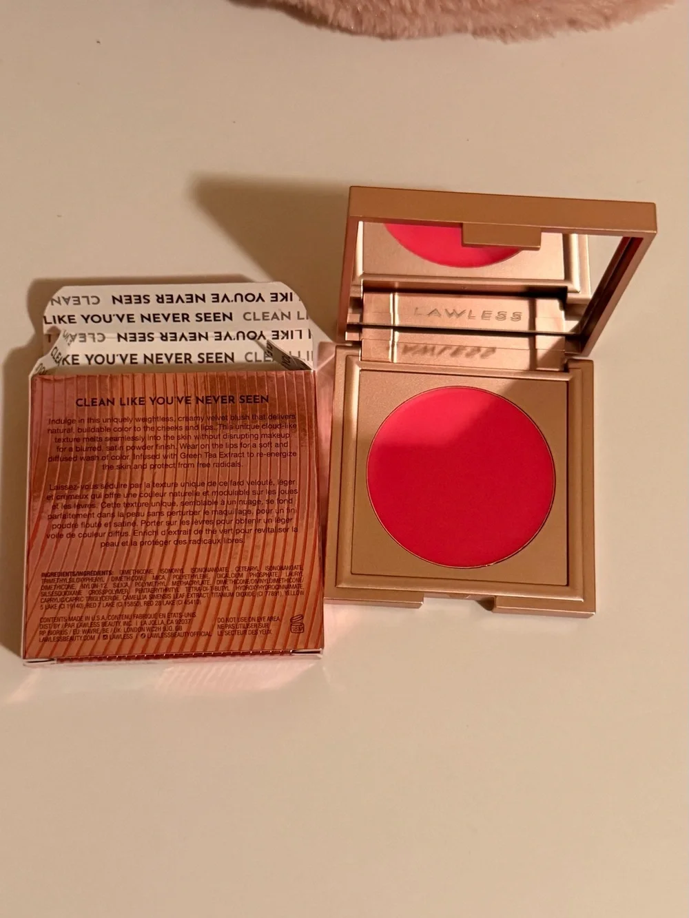 Best Seller Lawless Velvet Blush - Valentine